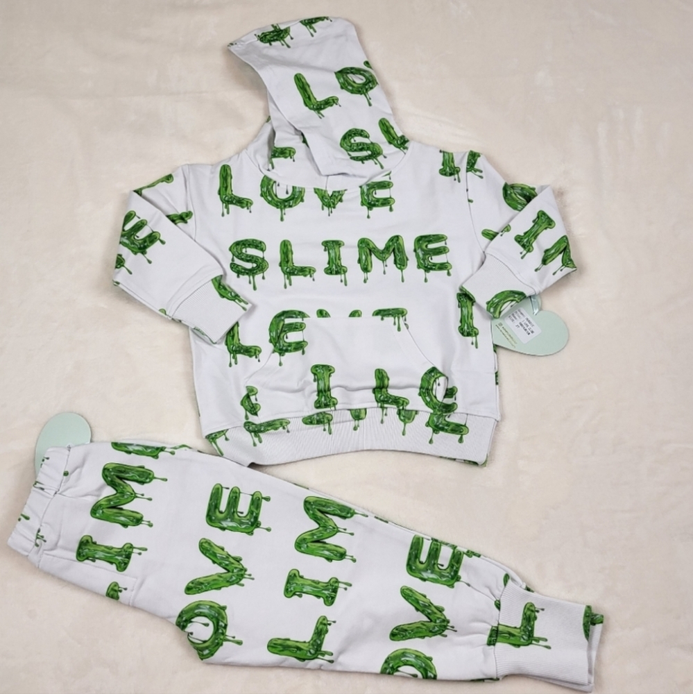Hugo Loves Tiki Slime Sweatpants Set